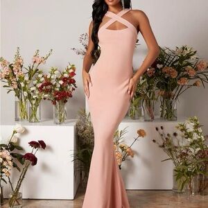 Elegant Pink Halter Maxi Dress